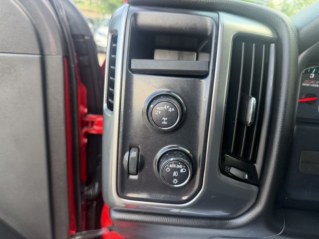 2017 Chevrolet Silverado 1500 Image 12