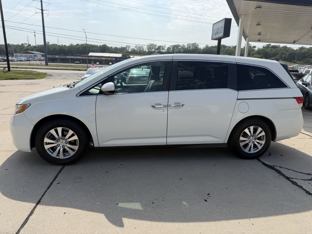2016 Honda Odyssey Image 4