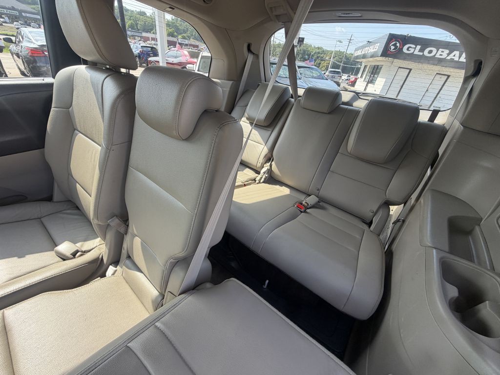 2016 Honda Odyssey Image 12