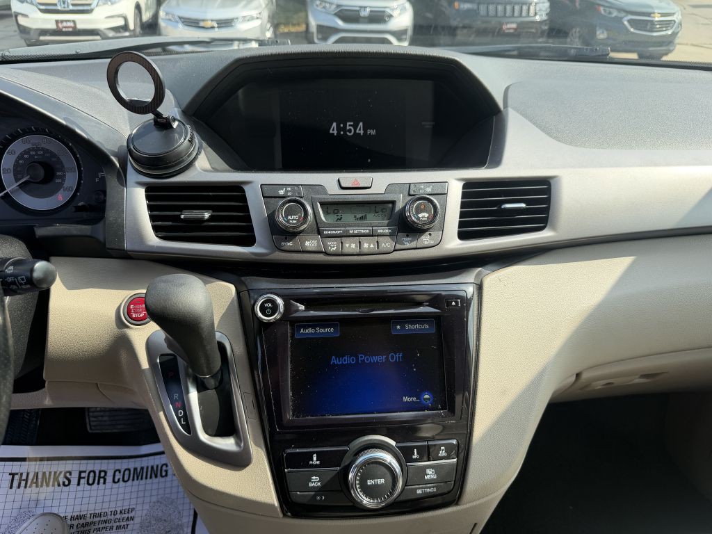2016 Honda Odyssey Image 16