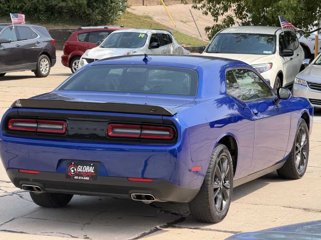 2022 Dodge Challenger Image 6