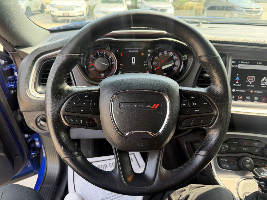 2022 Dodge Challenger Image 13