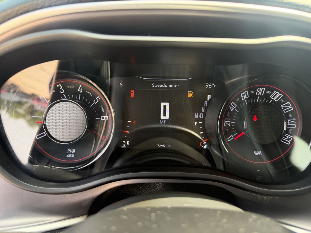 2022 Dodge Challenger Image 14