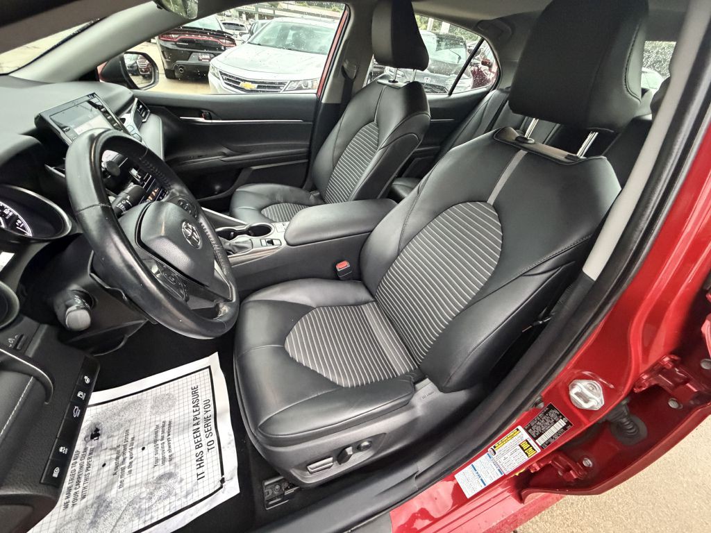2021 Toyota Camry Image 10