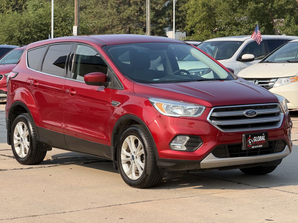 2017 Ford Escape Image 2