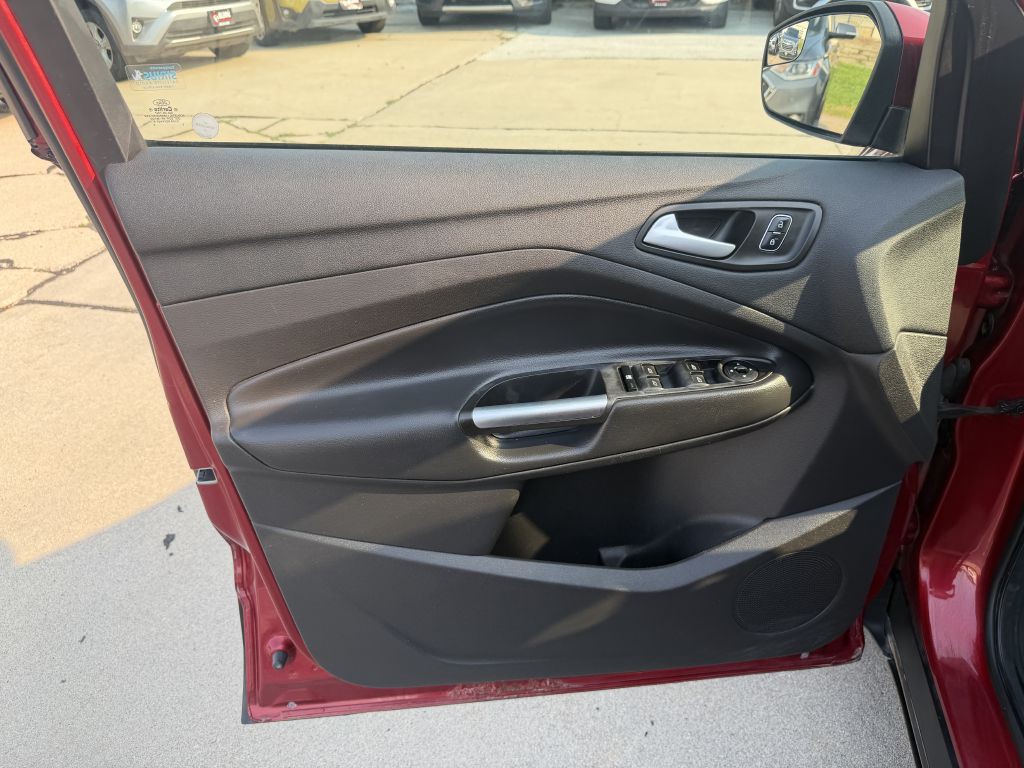 2017 Ford Escape Image 9