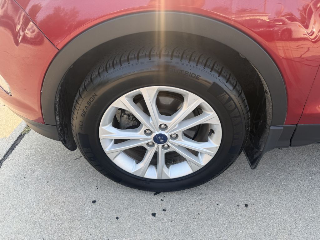 2017 Ford Escape Image 19