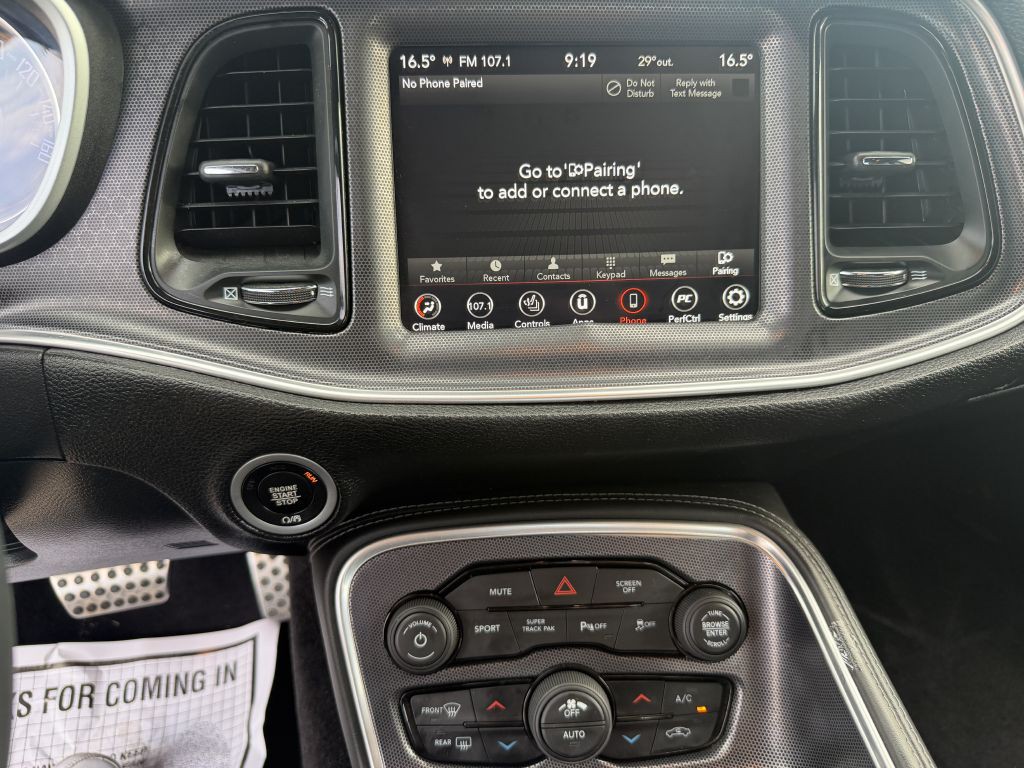 2018 Dodge Challenger Image 14