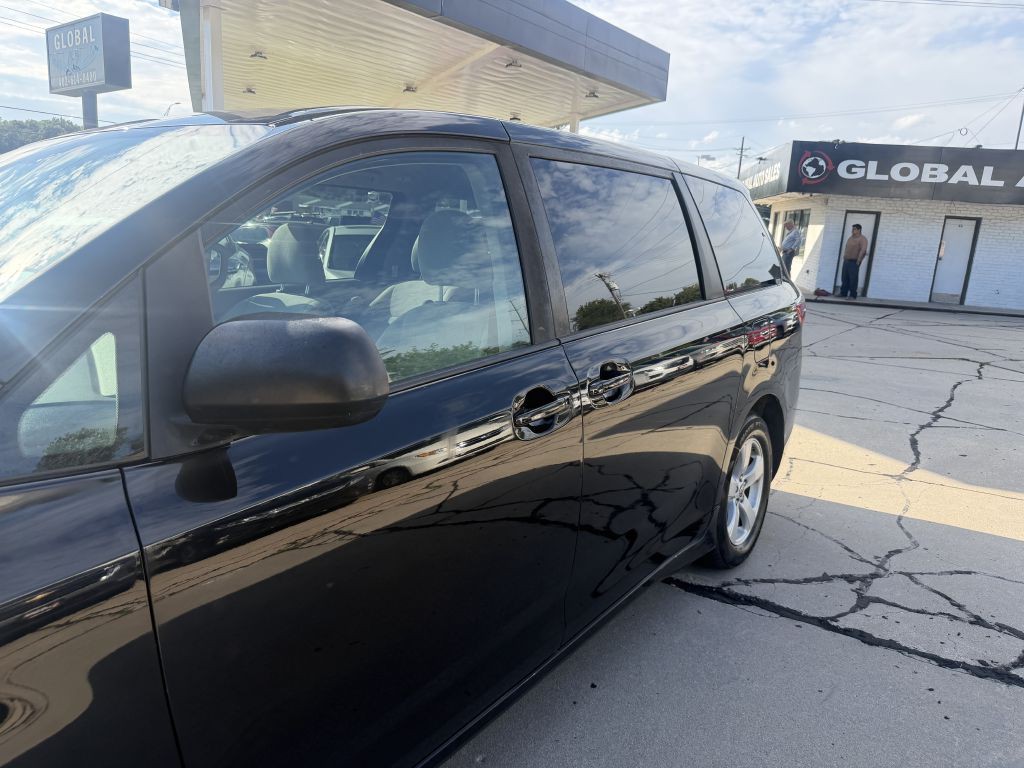 2020 Toyota Sienna Image 20