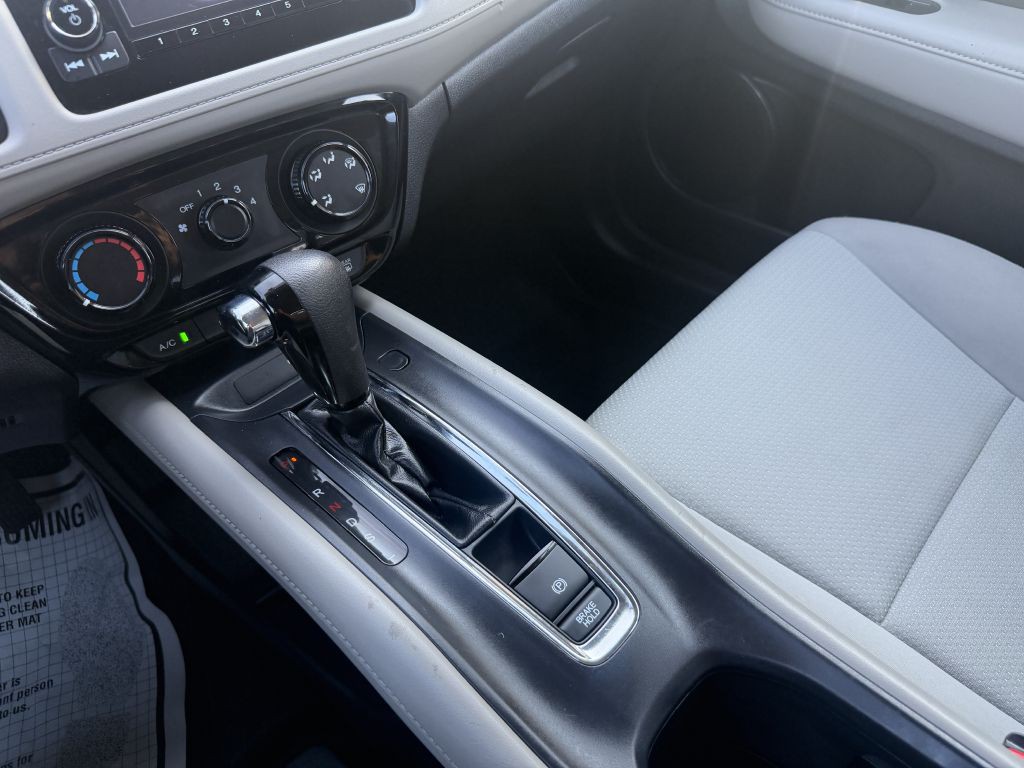 2022 Honda HR-V Image 17