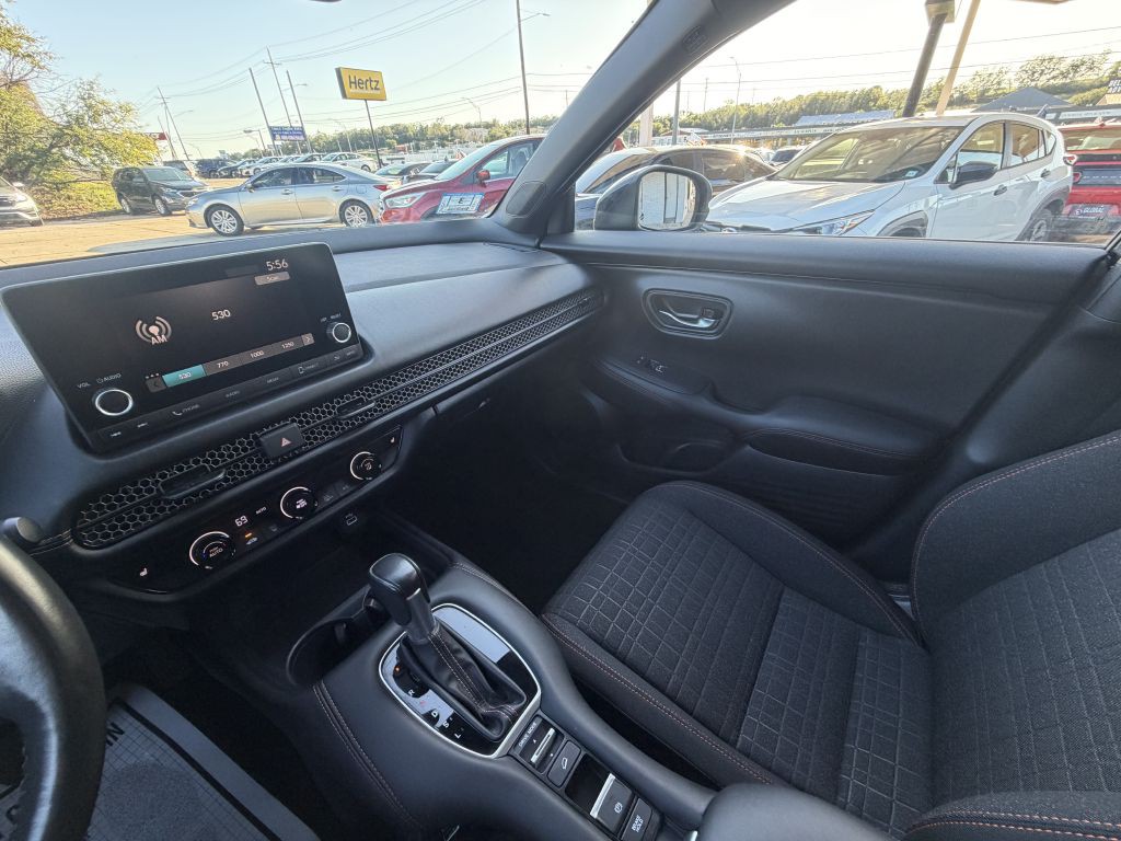 2023 Honda HR-V Image 17