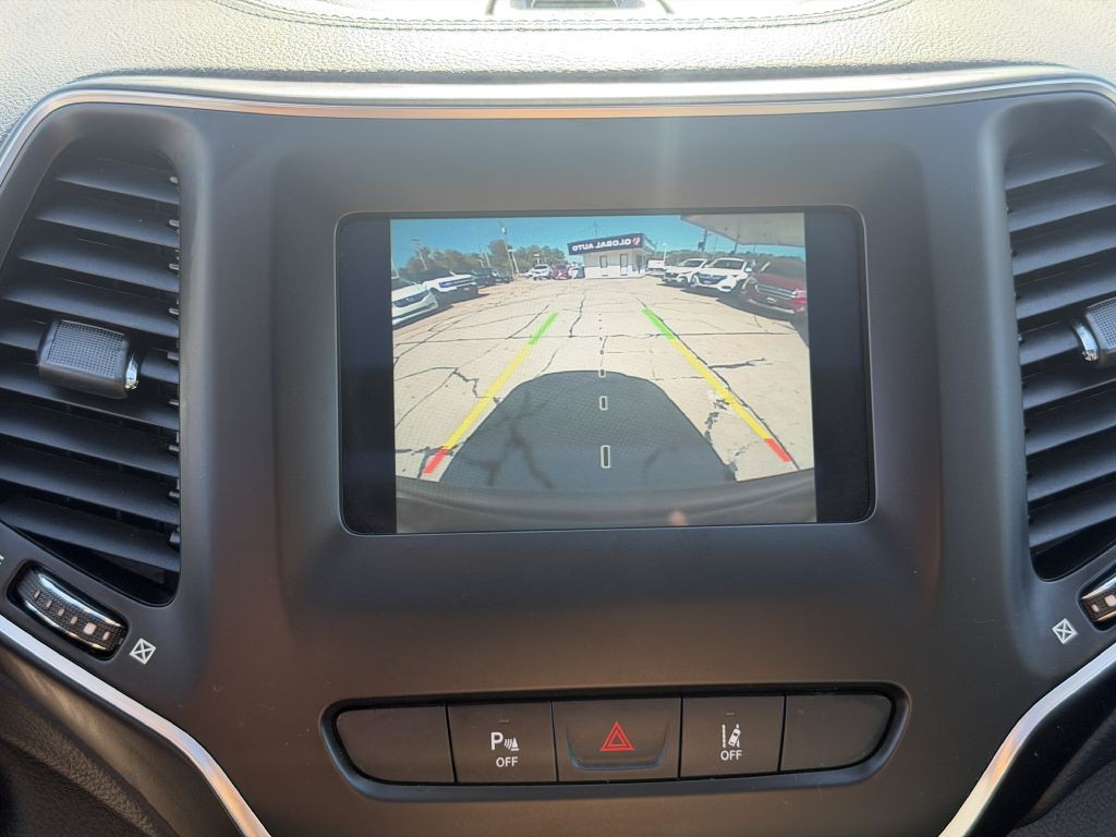 2021 Jeep Cherokee Image 15
