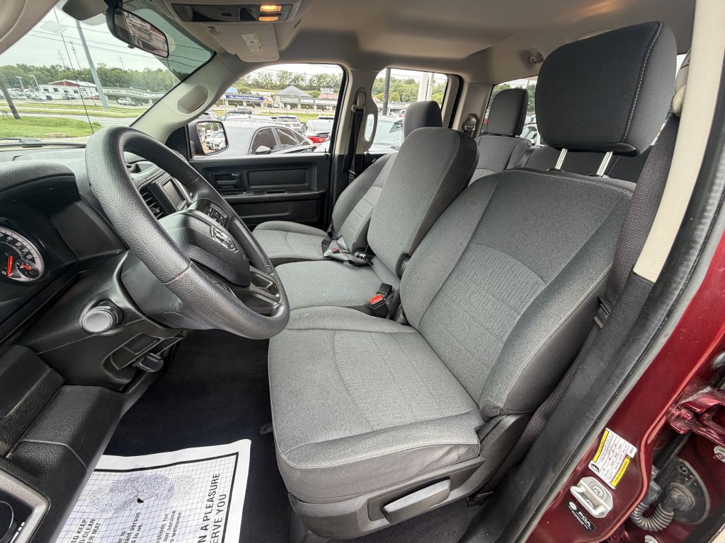 2021 RAM 1500 Image 9