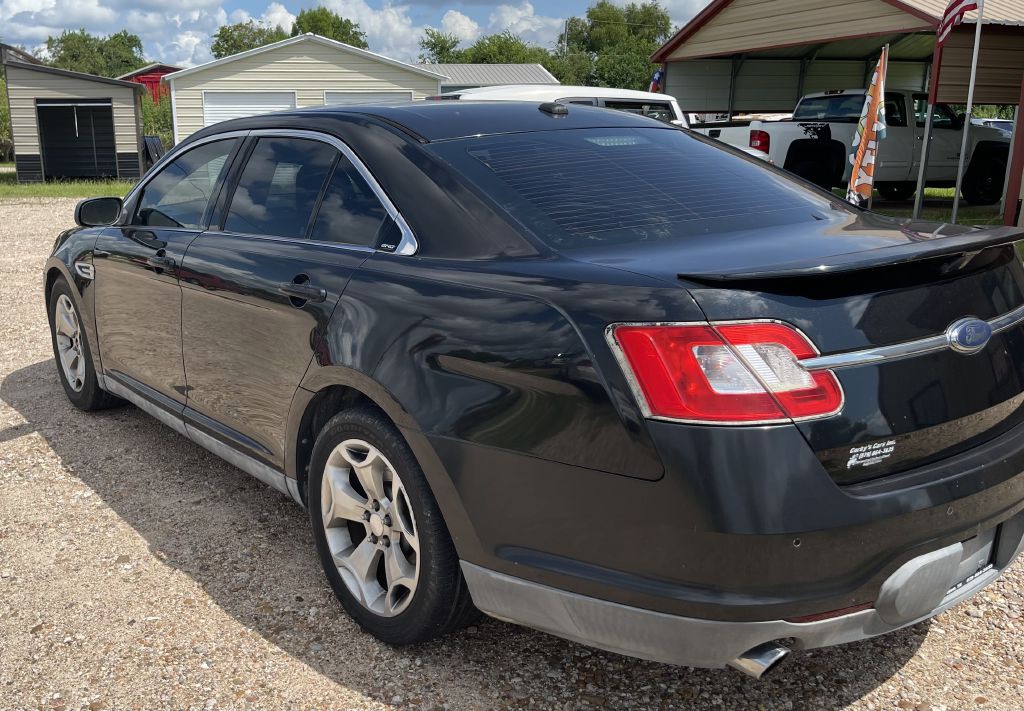2010 Ford Taurus Image 13
