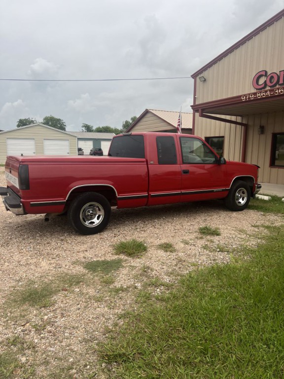 1995 Chevrolet C/K Image 2
