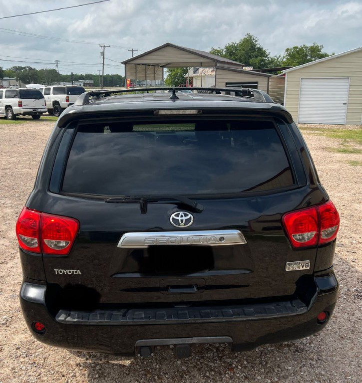 2010 Toyota Sequoia Image 4