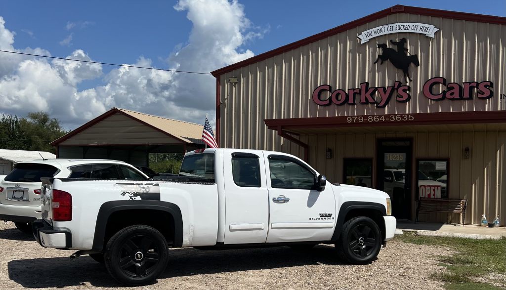 2008 Chevrolet Silverado 1500 Image 1