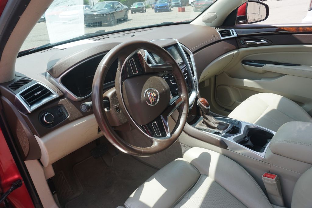 2016 Cadillac SRX Image 8