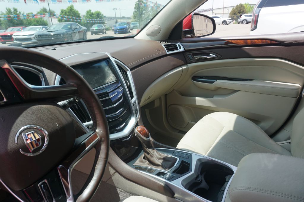 2016 Cadillac SRX Image 9