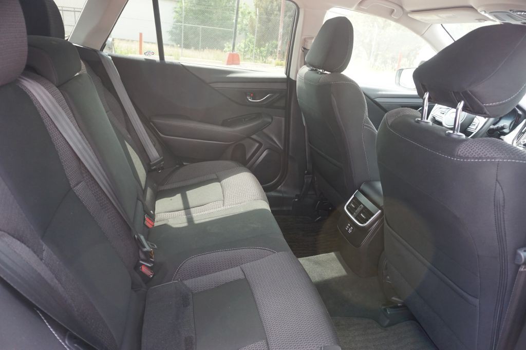 2023 Subaru Outback Image 8