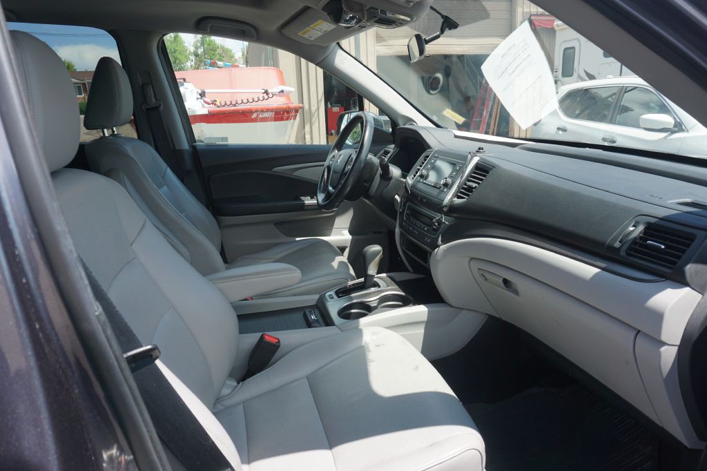 2019 Honda Ridgeline Image 11