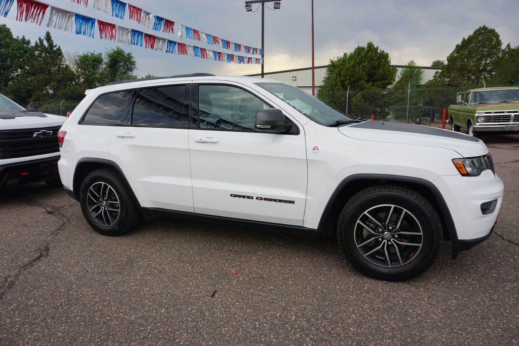 2017 Jeep Grand Cherokee Image 4