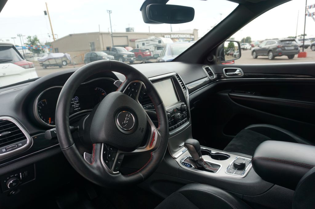 2017 Jeep Grand Cherokee Image 8