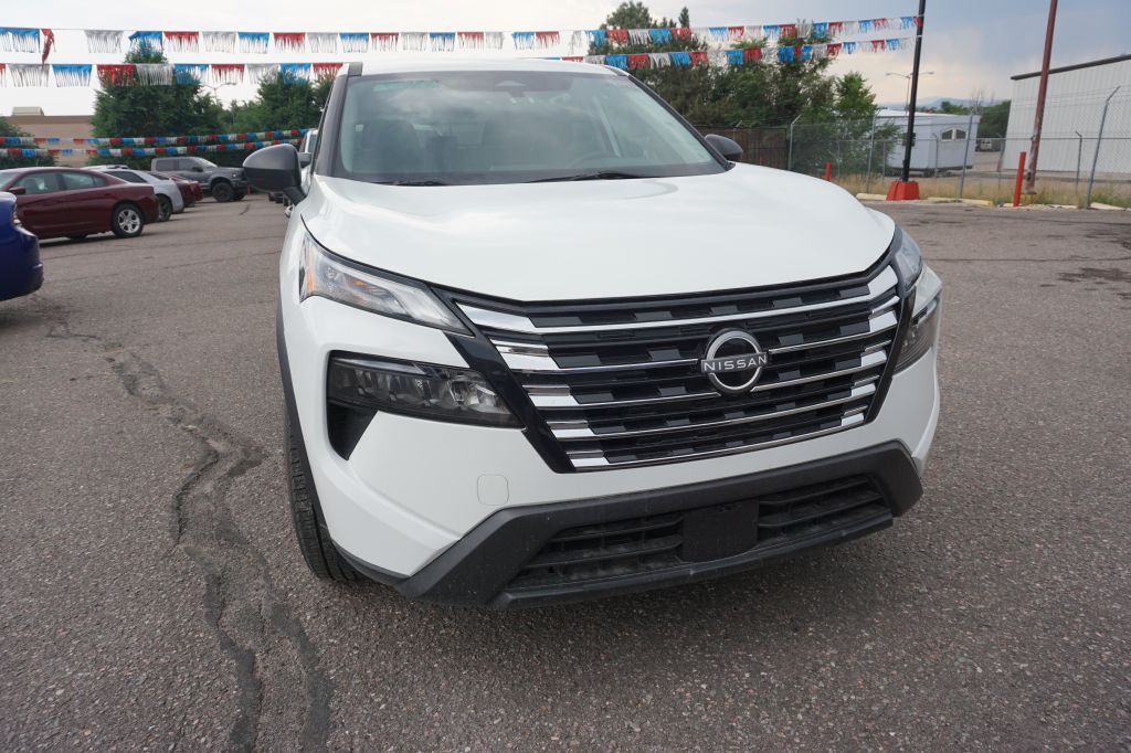 2024 Nissan Rogue Image 3