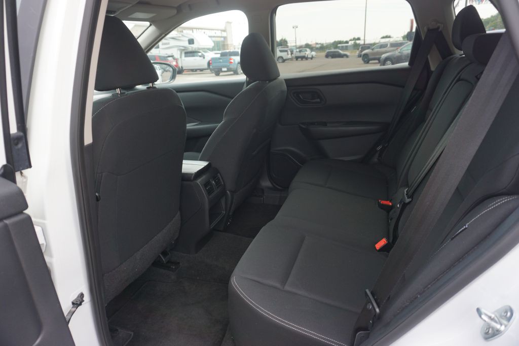 2024 Nissan Rogue Image 10