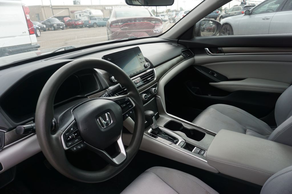 2019 Honda Accord Image 8