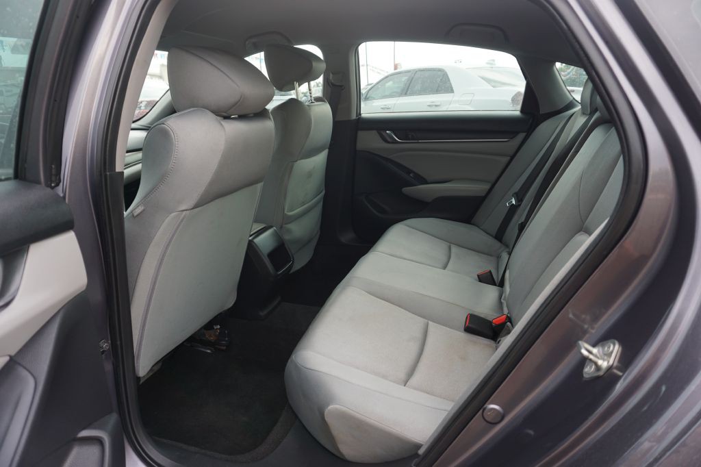 2019 Honda Accord Image 10