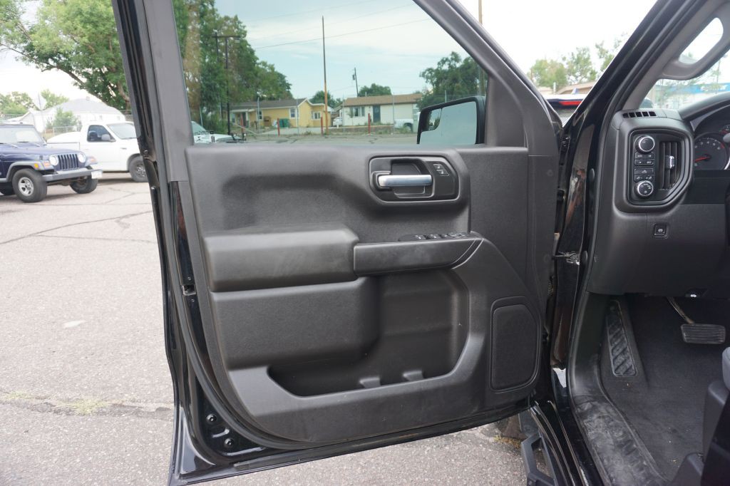 2021 Chevrolet Silverado 1500 Image 6