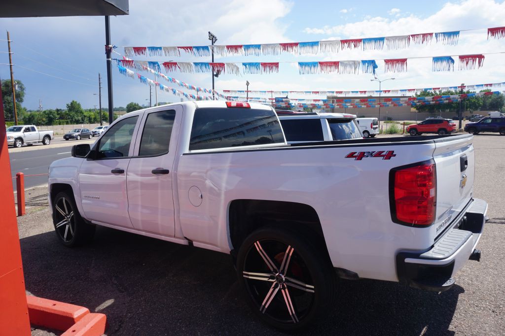 2019 Chevrolet Silverado 1500 Image 2