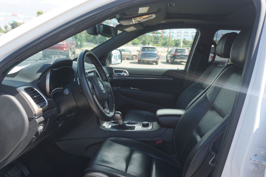 2017 Jeep Grand Cherokee Image 4