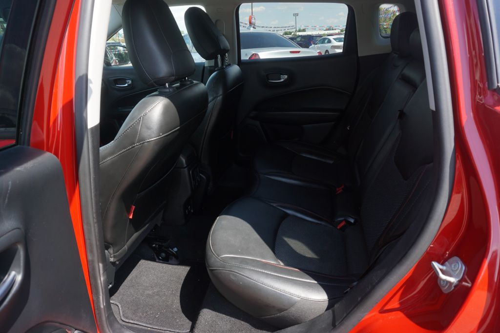 2020 Jeep Compass Image 12