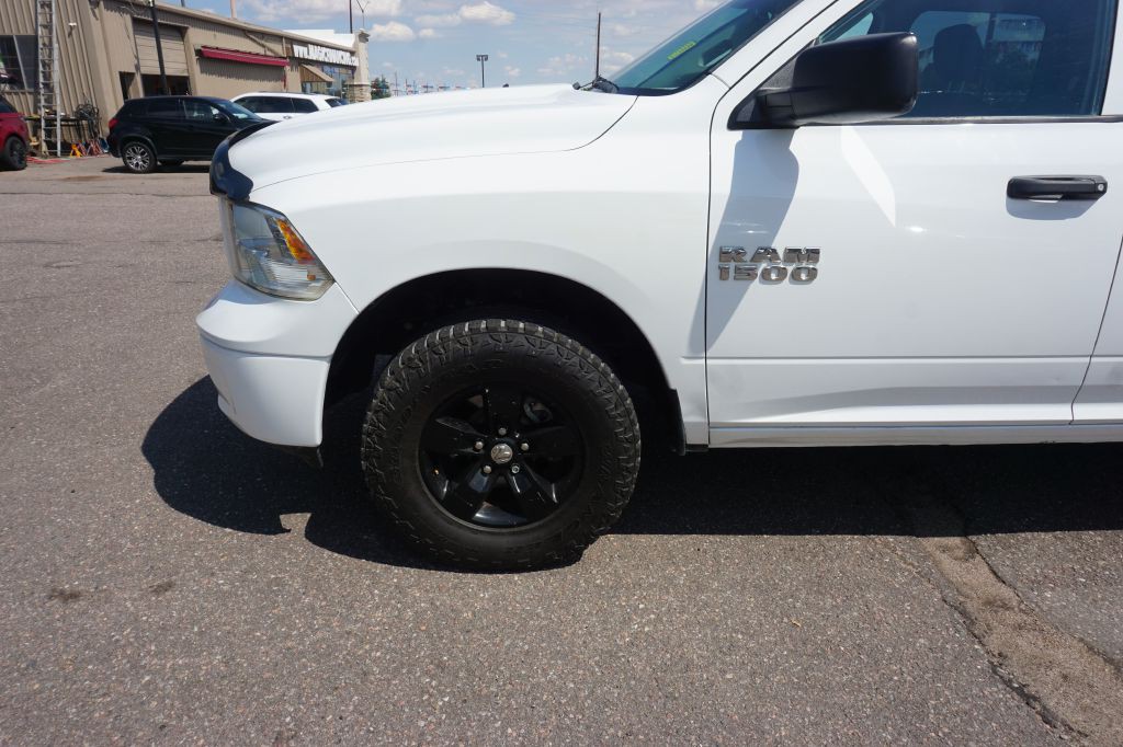 2016 RAM 1500 Image 2