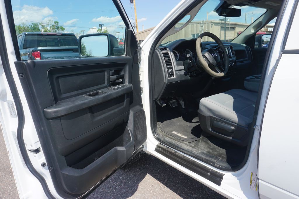 2016 RAM 1500 Image 6