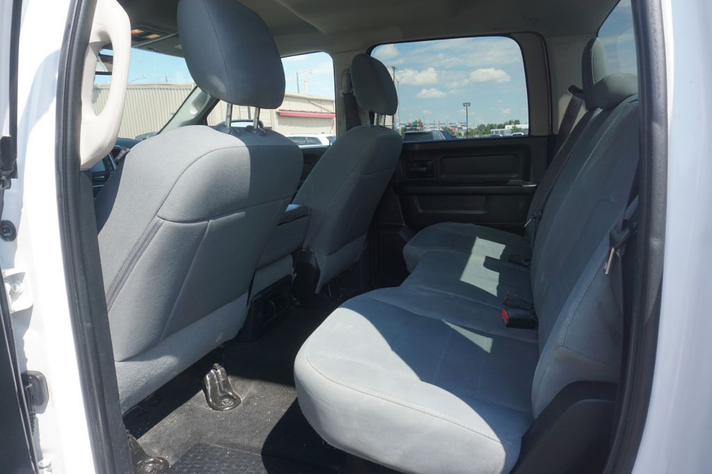 2016 RAM 1500 Image 11