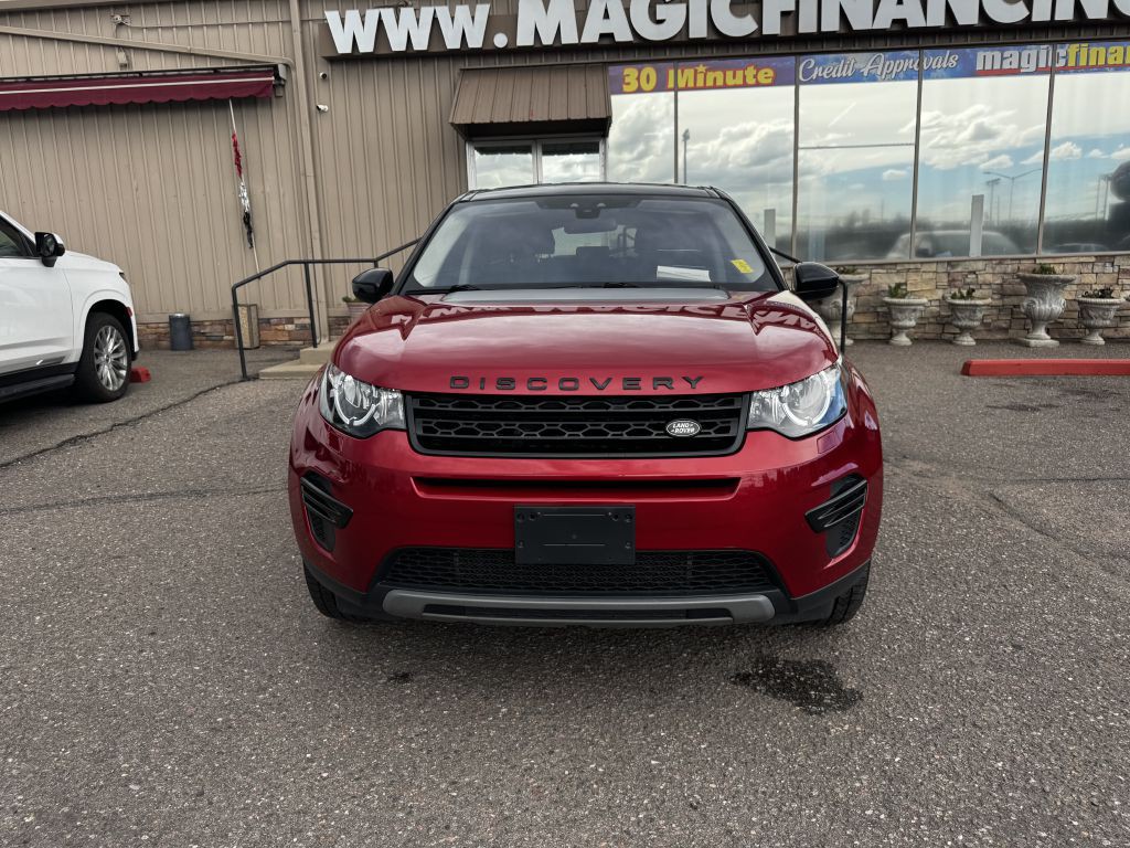 2017 Land Rover Discovery Sport Image 1