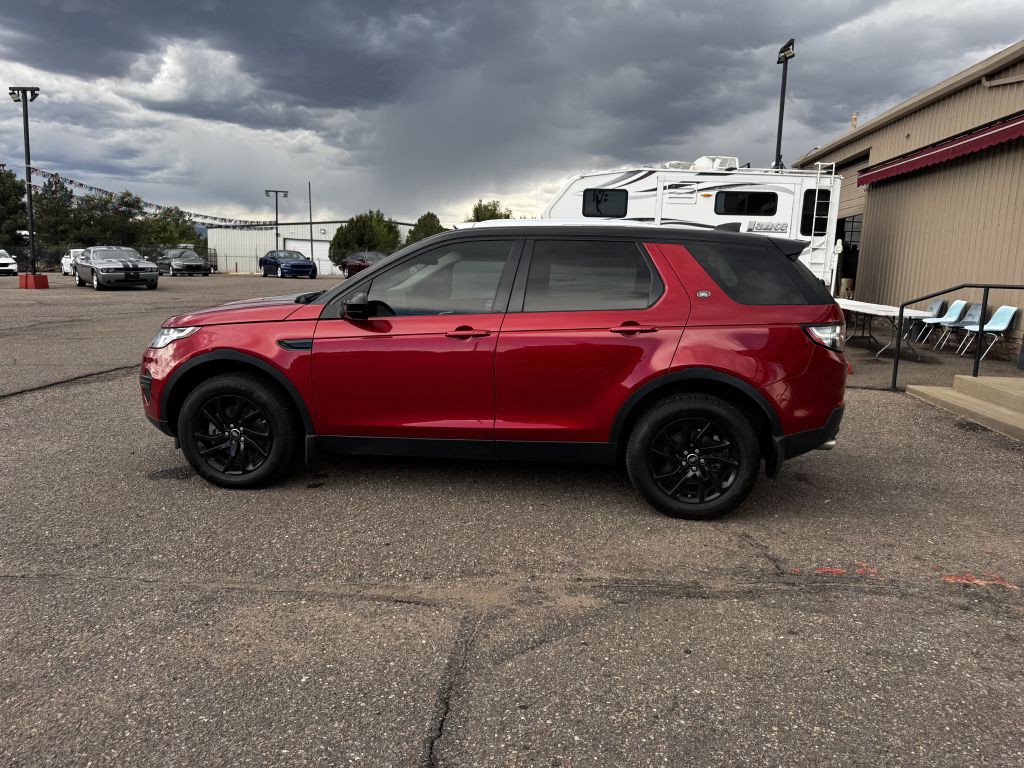 2017 Land Rover Discovery Sport Image 2