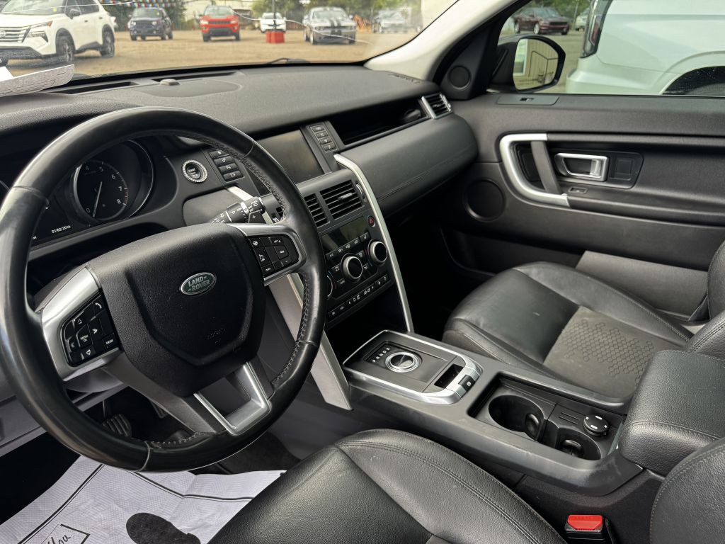 2017 Land Rover Discovery Sport Image 9