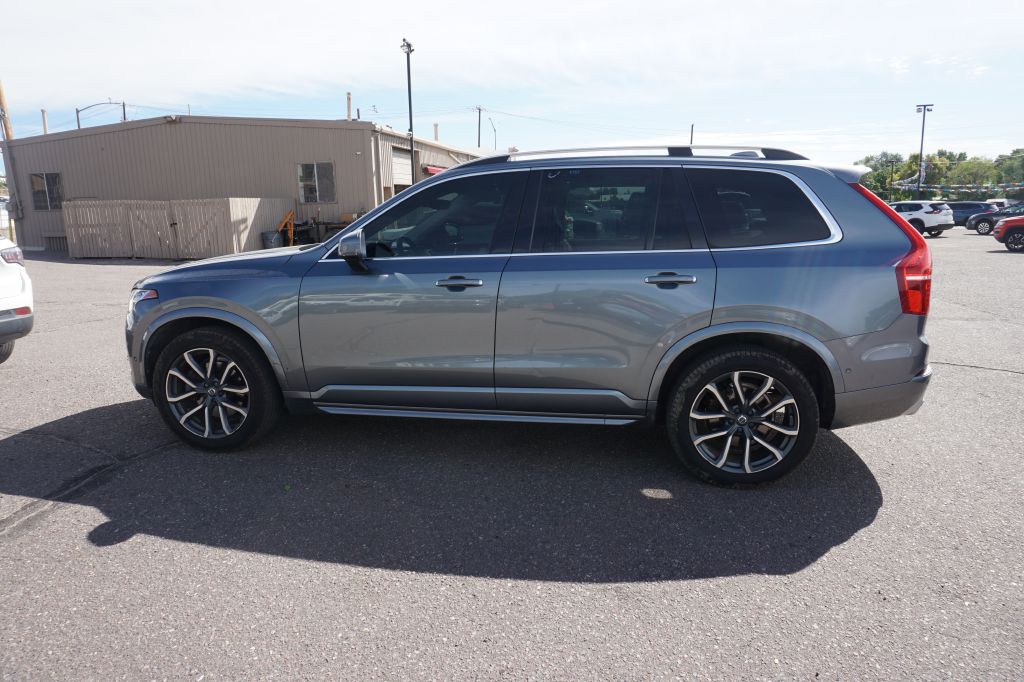 2017 Volvo XC90 Image 2