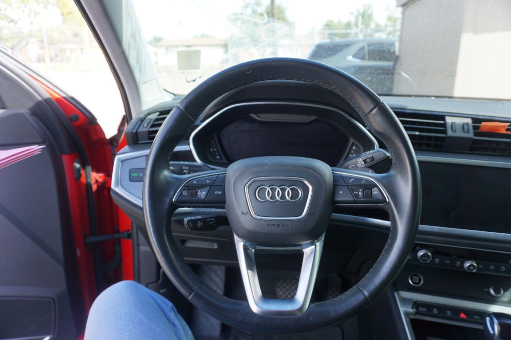2021 Audi Q3 Image 7