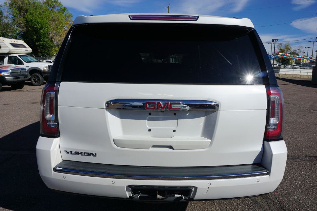 2018 GMC Yukon Image 3