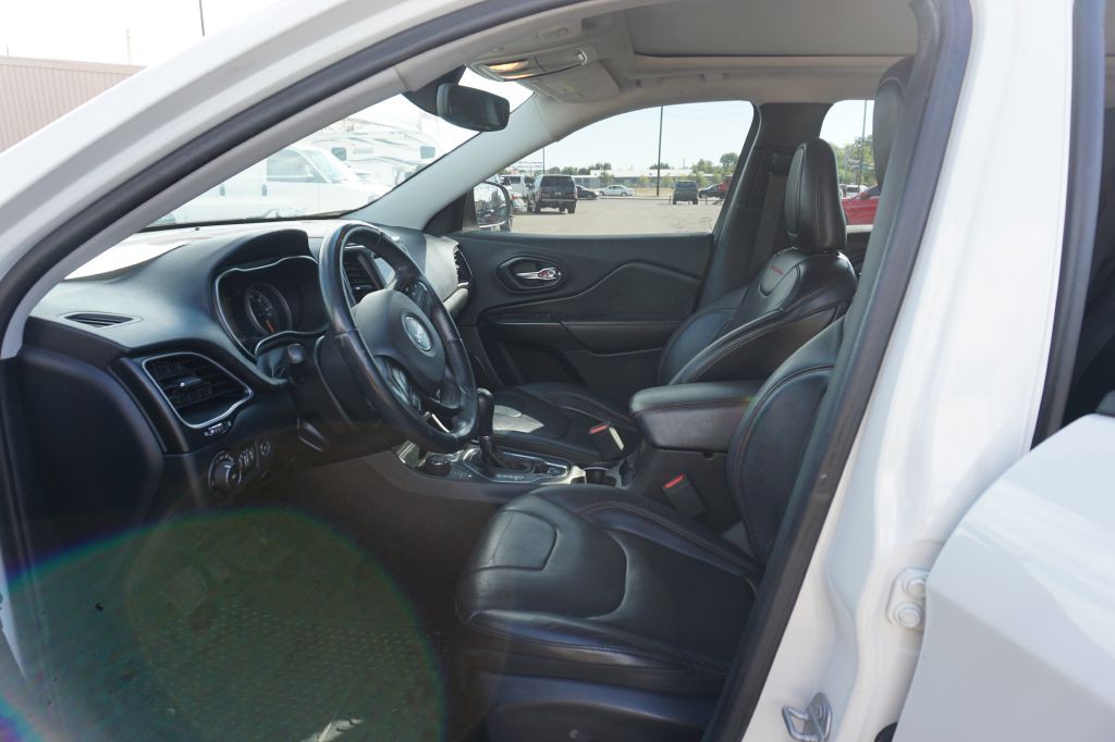 2019 Jeep Cherokee Image 4