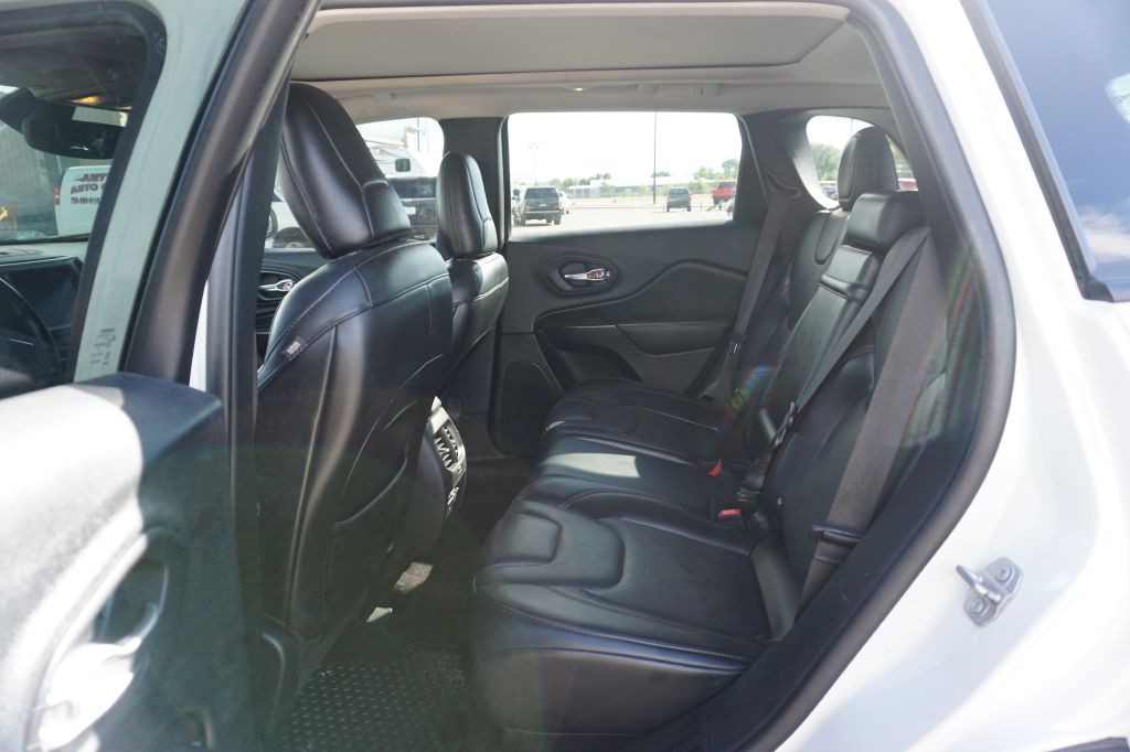 2019 Jeep Cherokee Image 5