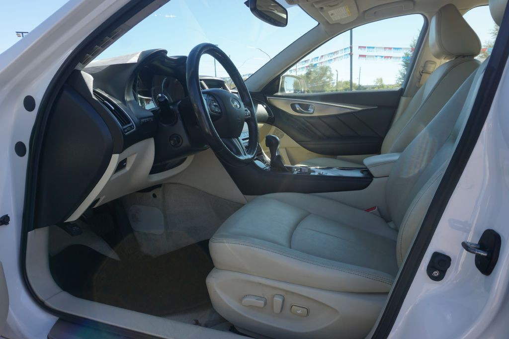 2016 INFINITI Q50 Image 6