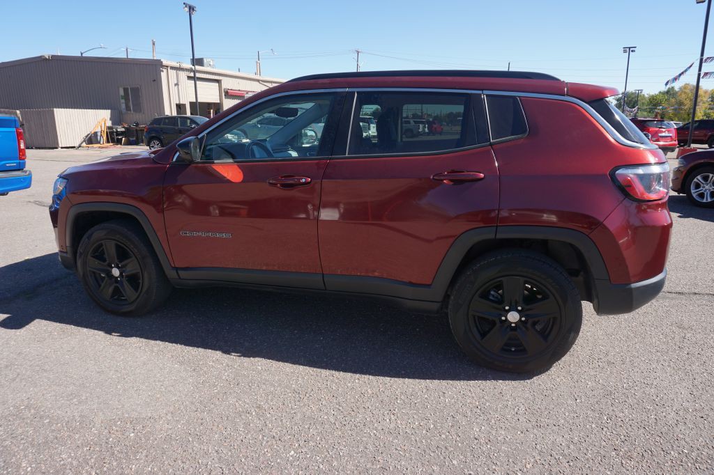 2022 Jeep Compass Image 1