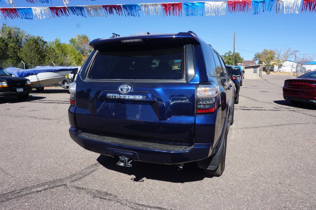 2022 Toyota 4Runner Image 5