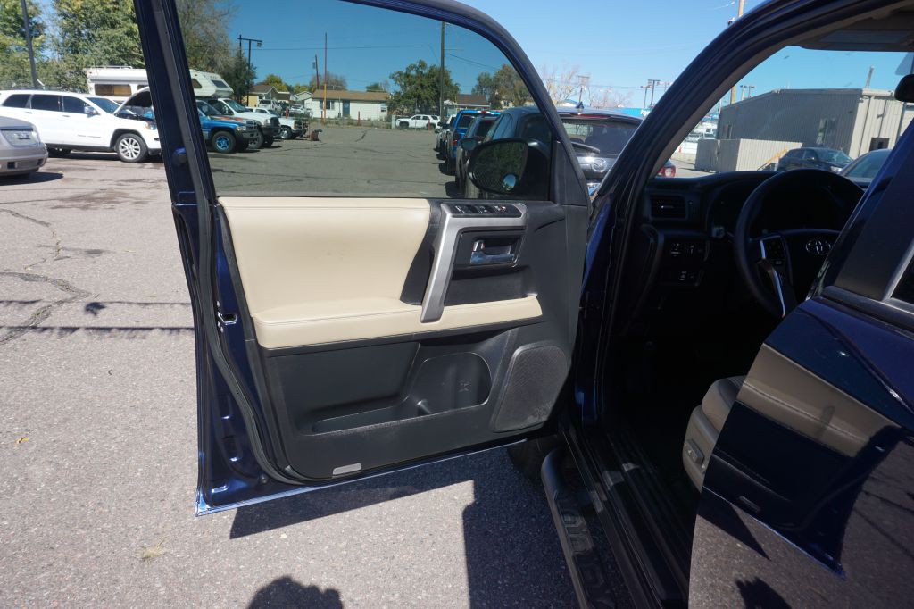 2022 Toyota 4Runner Image 6
